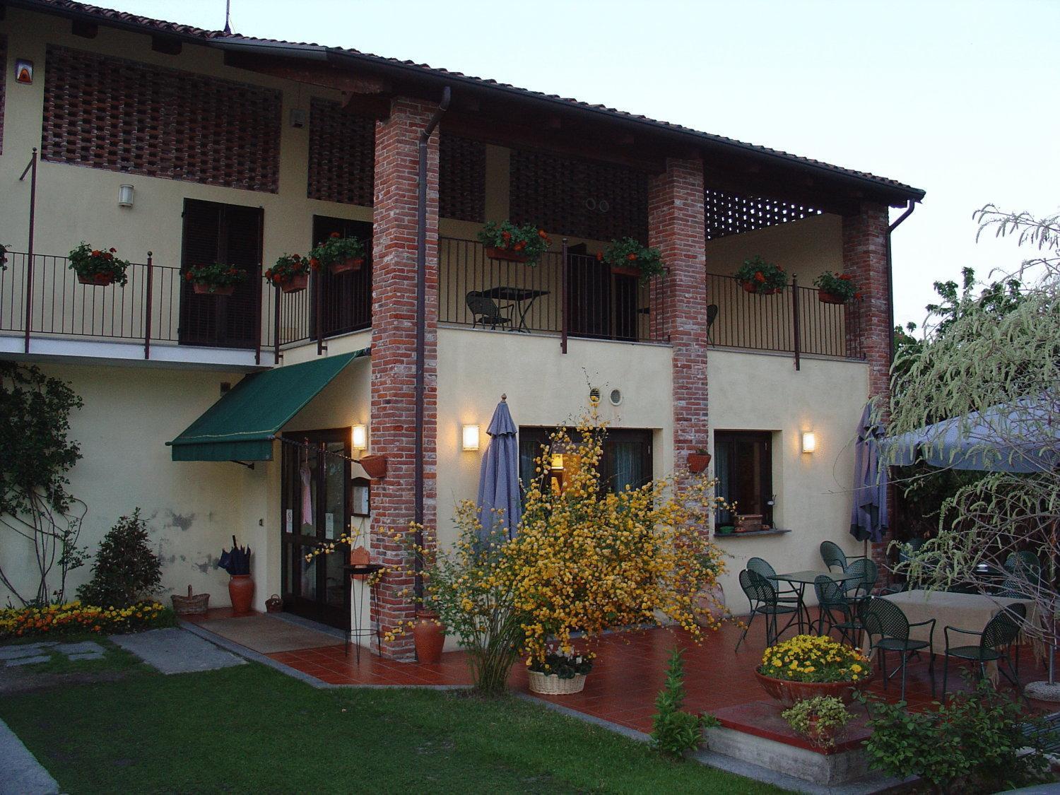 Residenza Del Lago Candia Canavese Eksteriør billede